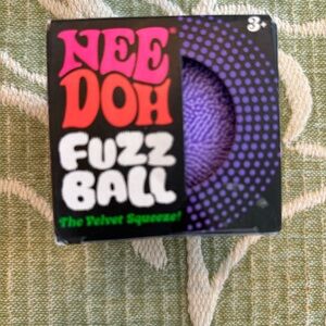 New doh purple fuzz ball new in box